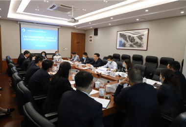 貴州省地方金融監(jiān)督管理局黨組成員、副局長郭盛一行到貴州陽光產(chǎn)權(quán)、貴州環(huán)交所調(diào)研座談并宣講貴州省第十三次黨代會精神