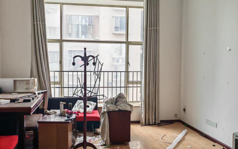 貴州省機(jī)關(guān)事務(wù)管理局國(guó)有資產(chǎn)管理服務(wù)中心貴陽市南明區(qū)市南路57號(hào)陽光100小區(qū)D1404號(hào)招租